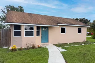752 Orchid Dr, Royal Palm Beach, FL 33411 - Photo 1