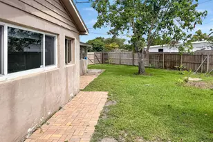 752 Orchid Dr, Royal Palm Beach, FL 33411 - Photo 23