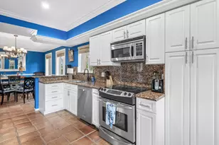 23140 Island View, Boca Raton, FL 33433 - Photo 9