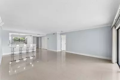 12926 Briarlake Drive #201, Palm Beach Gardens, FL 33418 - Photo 15