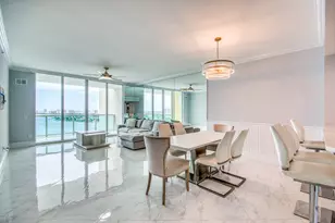 2650 Lake Shore Dr, Riviera Beach, FL 33404 - Photo 5