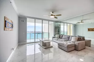 2650 Lake Shore Dr, Riviera Beach, FL 33404 - Photo 7