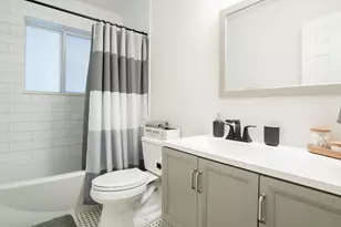 1909 NE 2nd St, Pompano Beach, FL 33060 - Photo 15