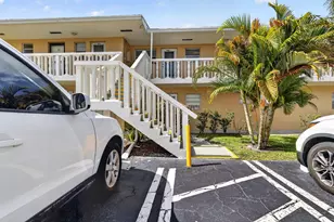 2182 NE 1st Way, Boynton Beach, FL 33435 - Photo 3