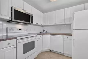 2182 NE 1st Way, Boynton Beach, FL 33435 - Photo 9