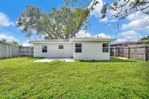 261 NE 45th St, Oakland Park, FL 33334 - Photo 45