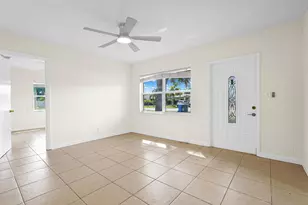 261 NE 45th St, Oakland Park, FL 33334 - Photo 5