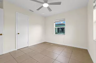 261 NE 45th St, Oakland Park, FL 33334 - Photo 31