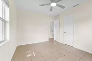 261 NE 45th St, Oakland Park, FL 33334 - Photo 33