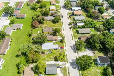 807 N 22nd N Street, Fort Pierce, FL 34950 - Photo 13