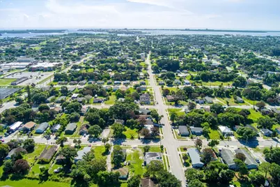 807 N 22nd N Street, Fort Pierce, FL 34950 - Photo 17