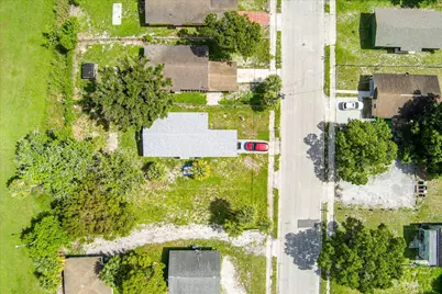 807 N 22nd N Street, Fort Pierce, FL 34950 - Photo 15