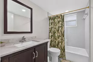 9860 Honeysuckle Ave, Palm Beach Gardens, FL 33410 - Photo 21