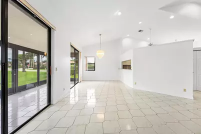 7792 Lexington Club Boulevard #B, Delray Beach, FL 33446 - Photo 9