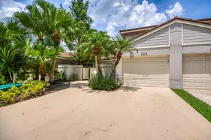 525 Prestwick Cir, Palm Beach Gardens, FL 33418 - Photo 31