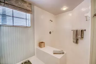 525 Prestwick Cir, Palm Beach Gardens, FL 33418 - Photo 21