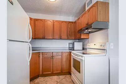 923 22nd Place #219, Vero Beach, FL 32960 - Photo 13