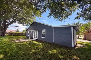 9171 Beverly Ct, Boynton Beach, FL 33472 - Photo 21