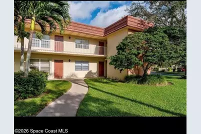 84 Vis Gdns Trail #204, Vero Beach, FL 32962 - Photo 1