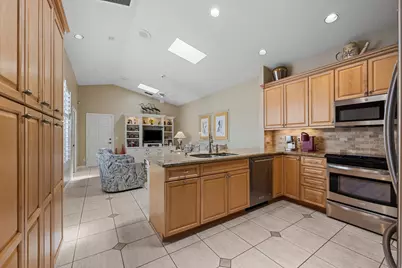 3878 N Longview Drive, Jupiter, FL 33477 - Photo 13