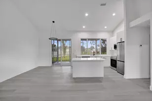 1237 SW Edinburgh Dr, Port Saint Lucie, FL 34953 - Photo 17