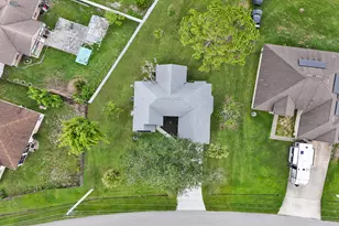 1237 SW Edinburgh Dr, Port Saint Lucie, FL 34953 - Photo 7