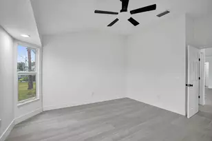 1237 SW Edinburgh Dr, Port Saint Lucie, FL 34953 - Photo 29