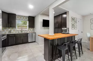 711 Laurel Dr, Lake Park, FL 33403 - Photo 3