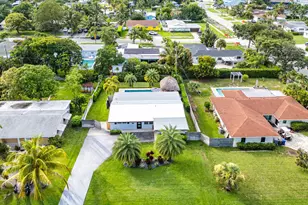 711 Laurel Dr, Lake Park, FL 33403 - Photo 31