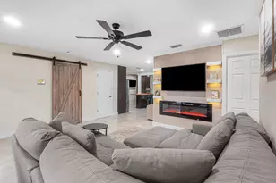 711 Laurel Dr, Lake Park, FL 33403 - Photo 11
