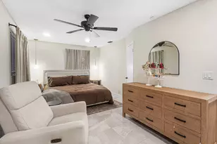 711 Laurel Dr, Lake Park, FL 33403 - Photo 17