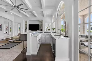 450 S Maya Palm Dr, Boca Raton, FL 33432 - Photo 27