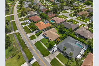 14814 Paddock Drive, Wellington, FL 33414 - Photo 5