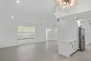 14814 Paddock Dr, Wellington, FL 33414 - Photo 11