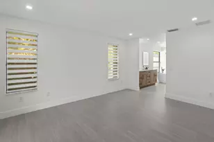 14814 Paddock Dr, Wellington, FL 33414 - Photo 15