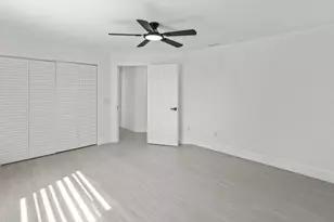 14814 Paddock Dr, Wellington, FL 33414 - Photo 21