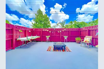 3672 SW 59th Avenue #Unit 7, Davie, FL 33314 - Photo 5