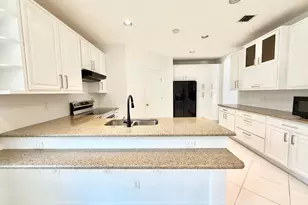 12310 Riverfalls Ct, Boca Raton, FL 33428 - Photo 13