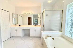 12310 Riverfalls Ct, Boca Raton, FL 33428 - Photo 7