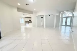 12310 Riverfalls Ct, Boca Raton, FL 33428 - Photo 9