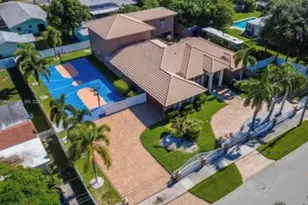423 NE 3rd St, Pompano Beach, FL 33060 - Photo 3
