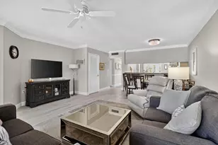 275 Palm Ave, Jupiter, FL 33477 - Photo 11