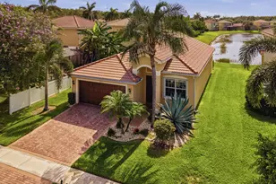 10425 Pearwood Pl, Boynton Beach, FL 33437 - Photo 47