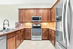 10425 Pearwood Pl, Boynton Beach, FL 33437 - Photo 13