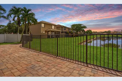 10425 Pearwood Place, Boynton Beach, FL 33437 - Photo 25