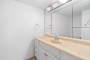 5380 N Ocean Dr, Riviera Beach, FL 33404 - Photo 37