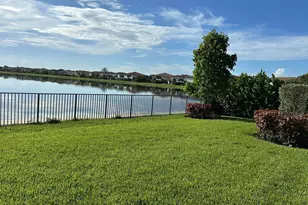 8540 W Parkland Bay Trl, Parkland, FL 33076 - Photo 5