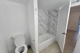 460 S Park Rd, Hollywood, FL 33021 - Photo 17