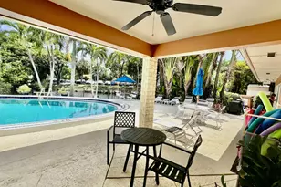 136 NE 19th Ct, Wilton Manors, FL 33305 - Photo 15