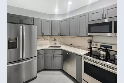 136 NE 19th Court #112f, Wilton Manors, FL 33305 - Photo 3